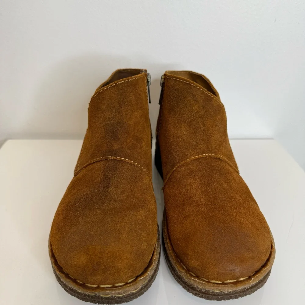 Born Tora Ankle Boot Ginger Brown Distressed Suede Leather Round Toe Women’s 6